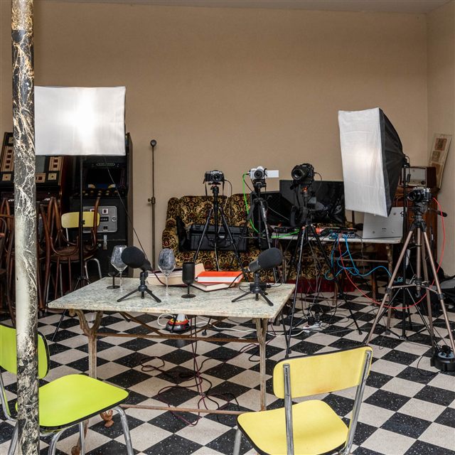 Verres & Controverses en tournage — vue large du plateau